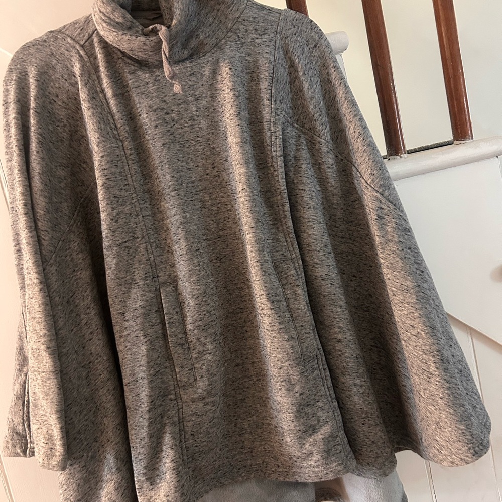 UGG Pichot Grey Heather Fleece Lined Funnel Neck Poncho XS/S